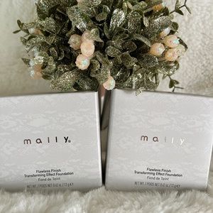 SOLD——- Mally Beauty Fond de teint Flawless Foundation.